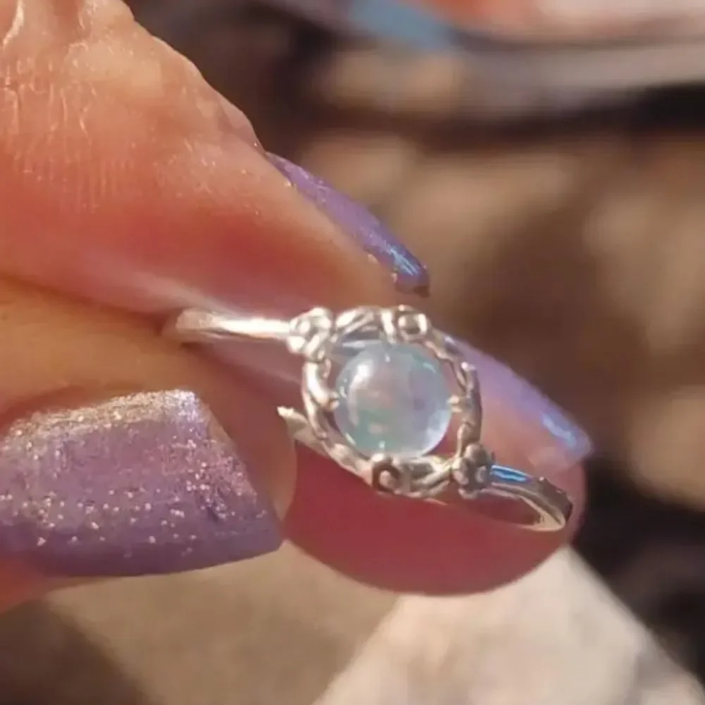 925 sterling moonstone ring sz 6